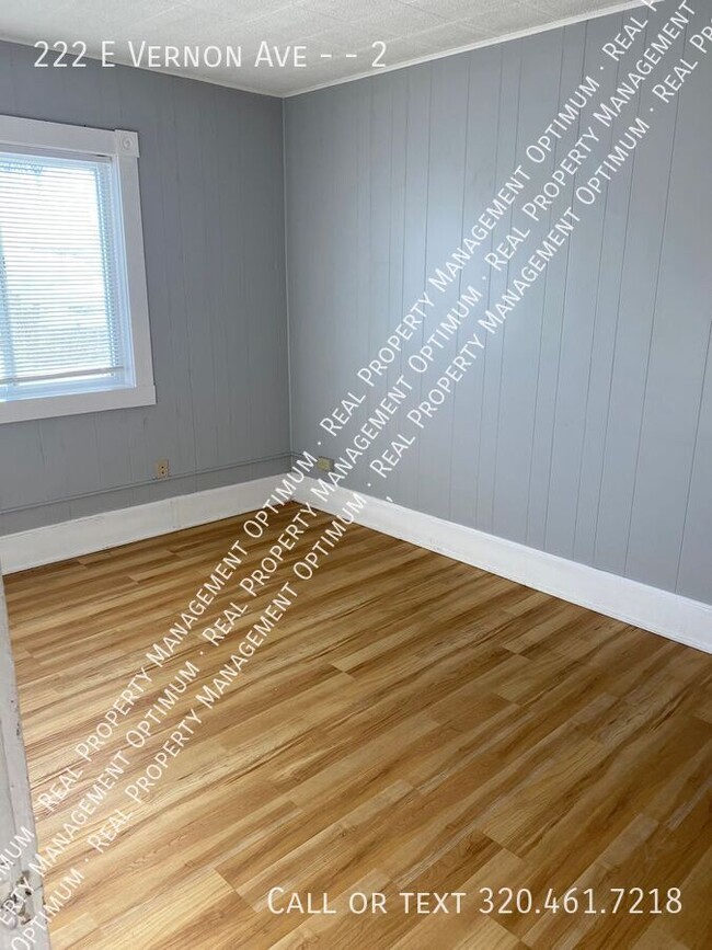 Building Photo - 1 Bedroom Apt in Fergus Falls -Available Now