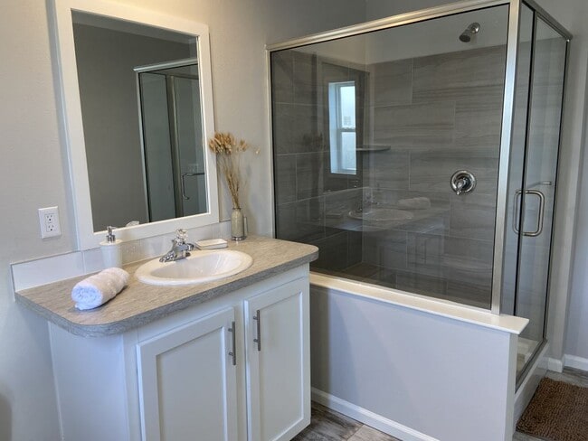 Building Photo - 488 Bimini Cay Cir