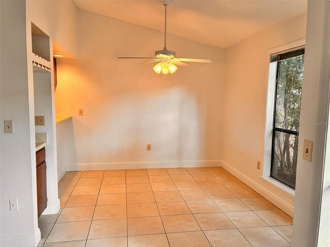 Building Photo - 651 Trinidad Ct