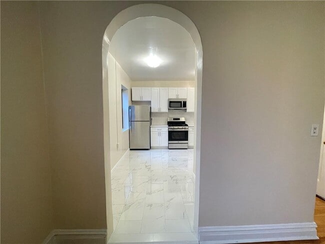 Building Photo - 110 Stonelea Pl