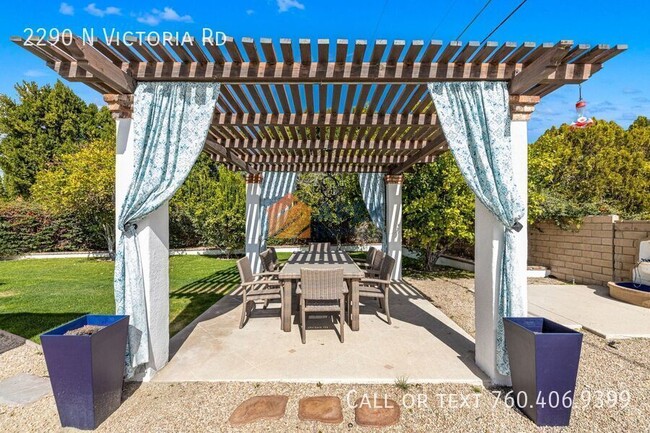 Building Photo - 2290 N Victoria Rd