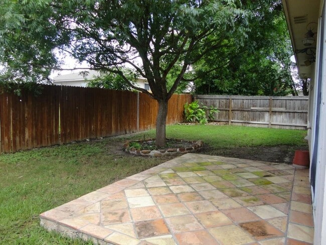 Building Photo - 17418 Dashwood Creek Dr