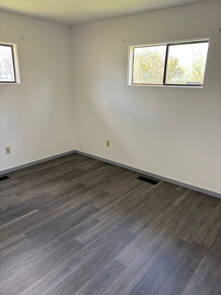Building Photo - 1106 Virginia Ave