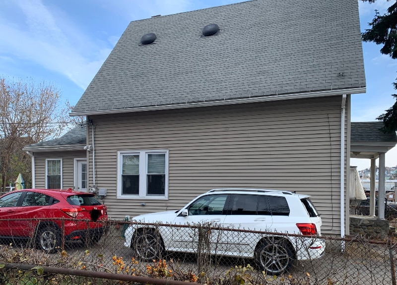 Building Photo - 609 Cambridge St