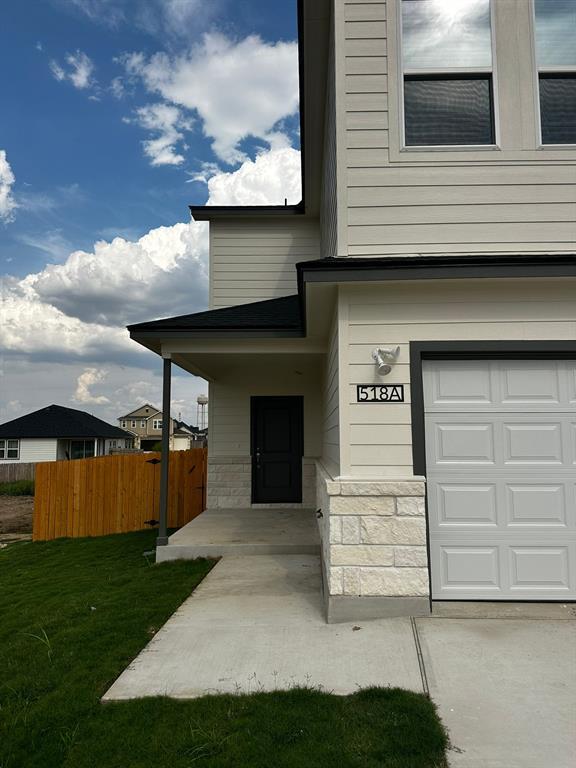 Building Photo - 518 Whirlaway Dr