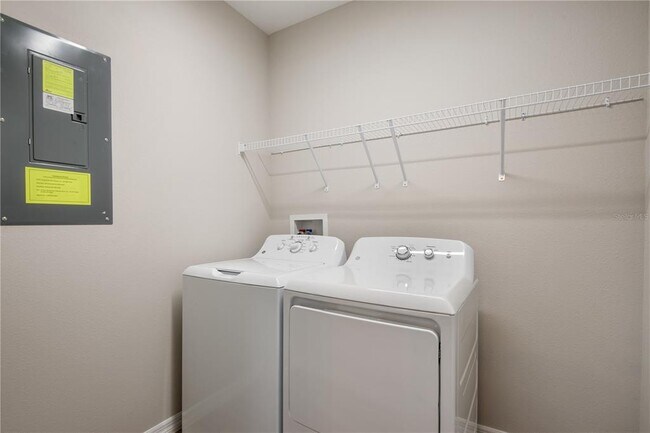 Building Photo - 13300 Wildgrass Trl
