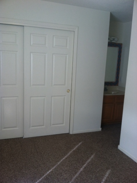 Building Photo - Amazing Mountain Views! Awesome Townhouse ...