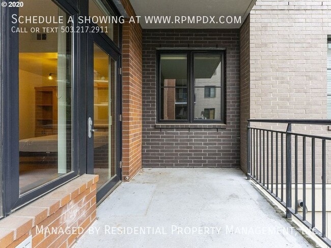 Building Photo - 1030 NW Johnson St