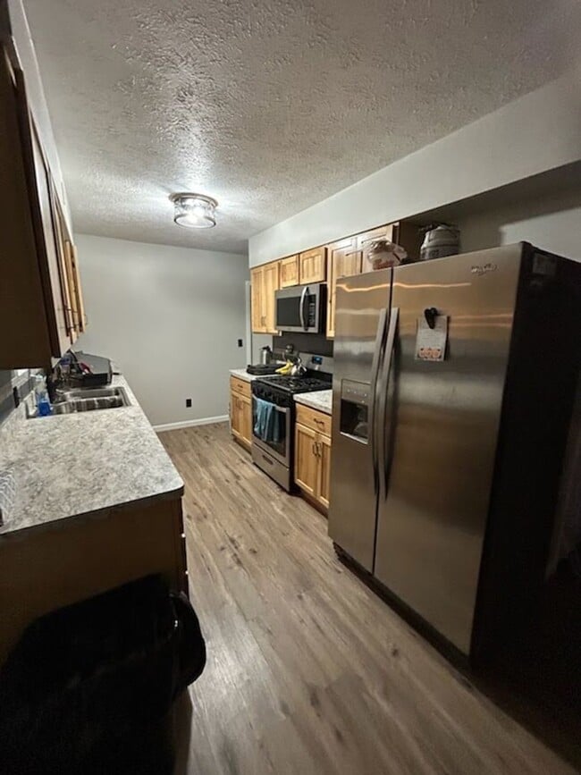 Building Photo - Spacious 3-Bedroom, 2-Bath Home in Middleb...
