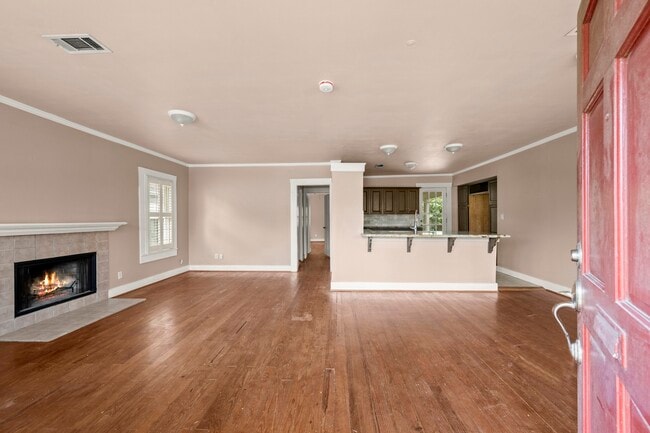 Building Photo - 1409 Dorothy St