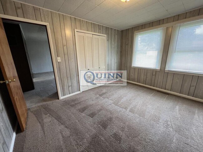 Building Photo - 266 Hollingsworth Manor