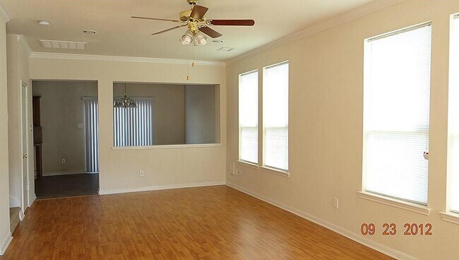 Building Photo - 8007 Montague Manor Ln