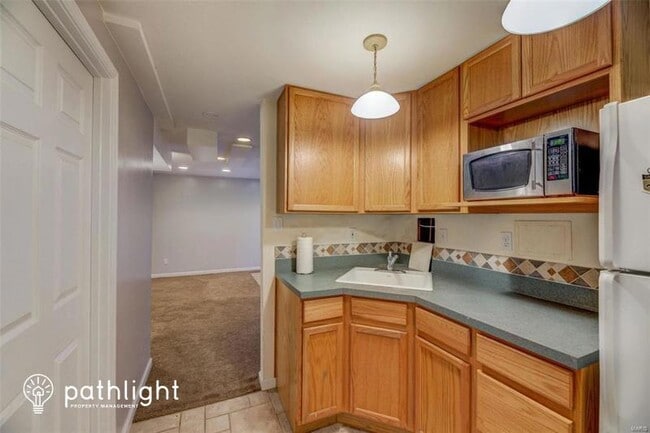 Building Photo - 472 Summer Top Ln