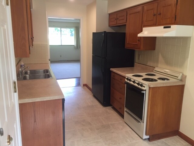 Back door entrance on left to kitchen. - 12601 Blue Ridge Ext