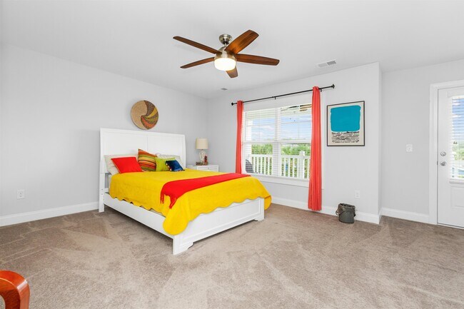 Building Photo - 1399 Berkshire Ave