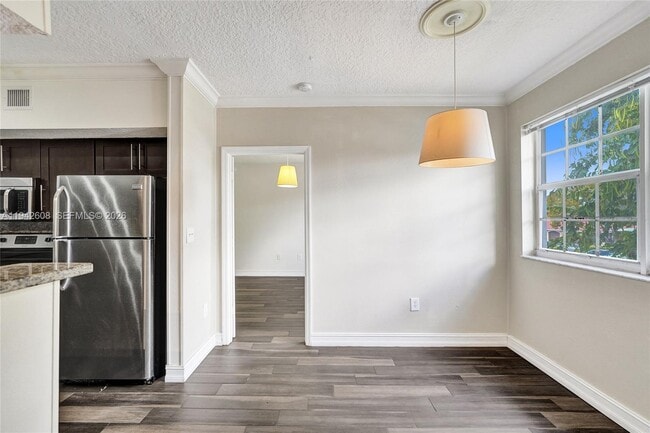 Building Photo - 11600 SW 2nd St