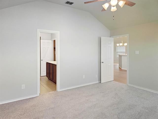 Building Photo - 2820 Stonewall Ln