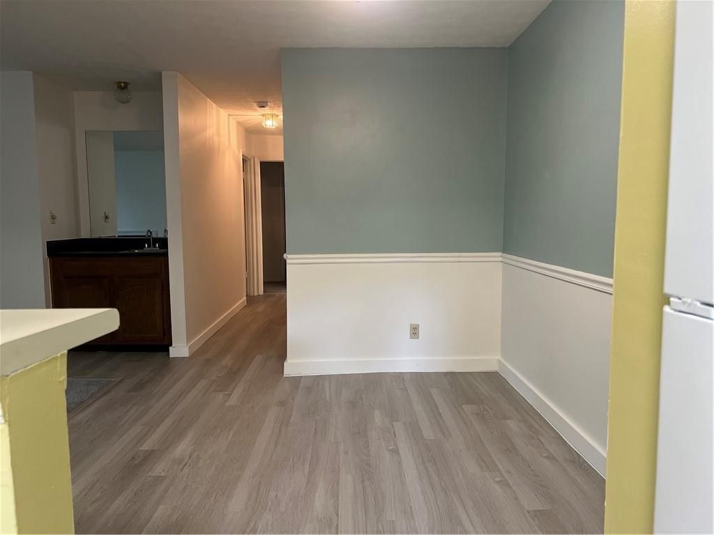 Building Photo - 1648 Raleigh Cir