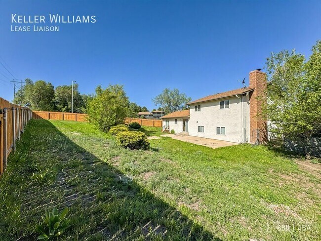 Building Photo - 6990 Snowbird Dr