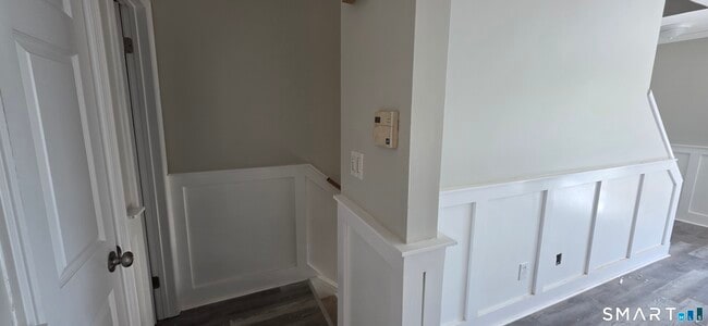 Building Photo - 769 Sylvan Ave