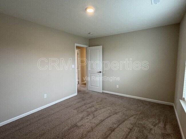 Building Photo - 8862 Blackburn St