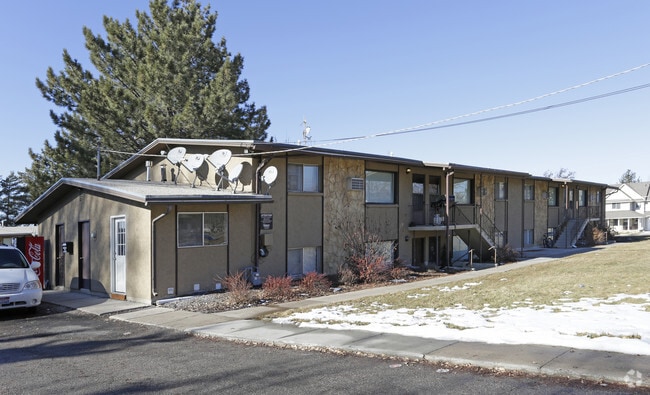 Primary Photo - Mountain View Manor
