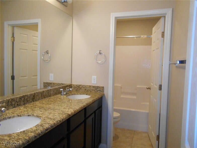 Washroom - 6820 Majestic Palm Dr