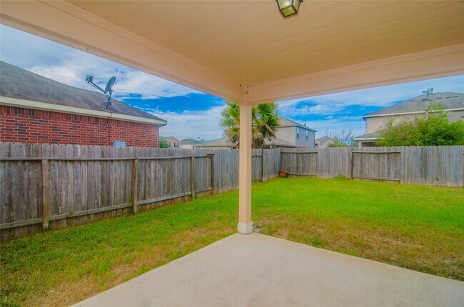 Building Photo - 18314 Fairwood Meadow Ct