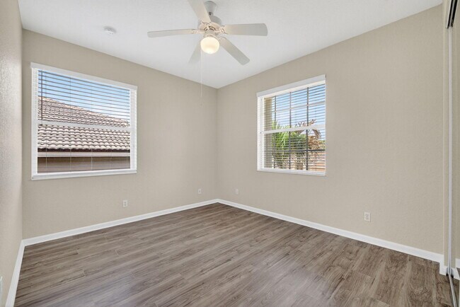 Building Photo - 2237 Newport Isles Blvd