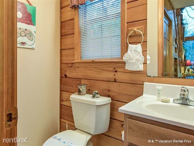 Building Photo - 1623 Raccoon Den Way