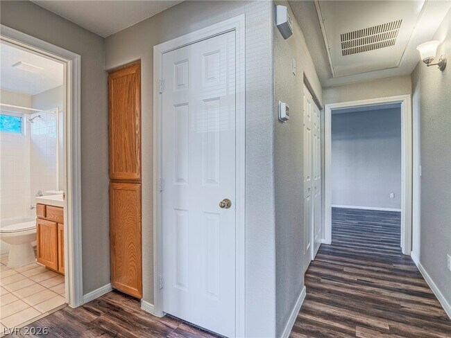 Building Photo - 520 Arrowhead Trail