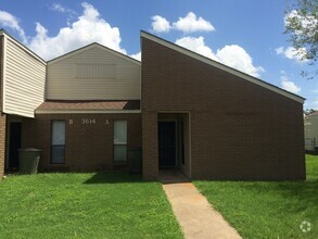 Building Photo - 3614CH