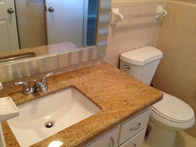 Building Photo - 108 Moss St