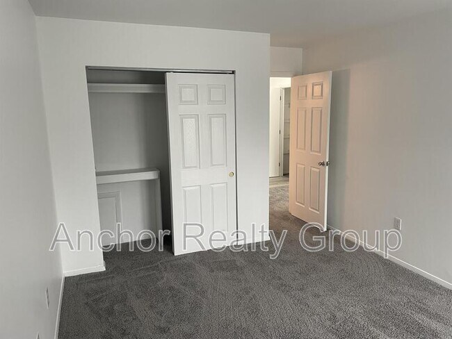 Building Photo - 1009 Autumn Woods Ln