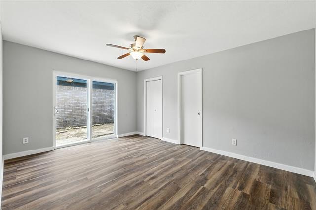 Building Photo - 2307 Montclair Dr