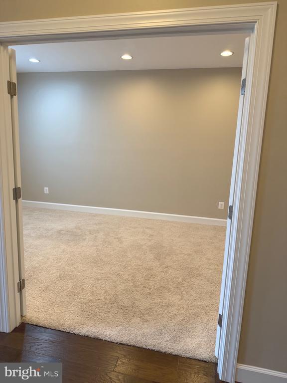 Building Photo - 20396 Roslindale Dr