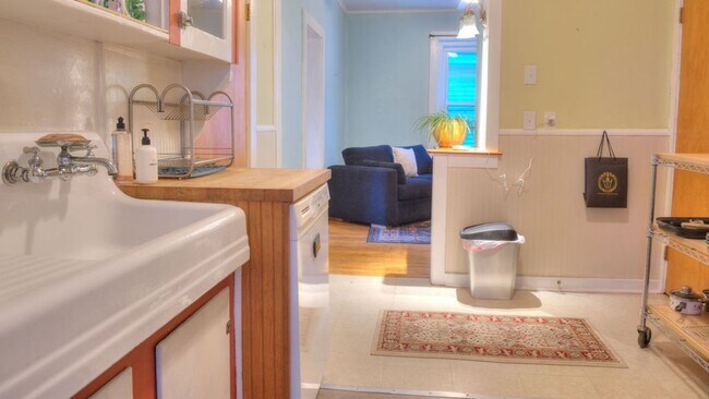 Building Photo - 1 Bed 1 Bath