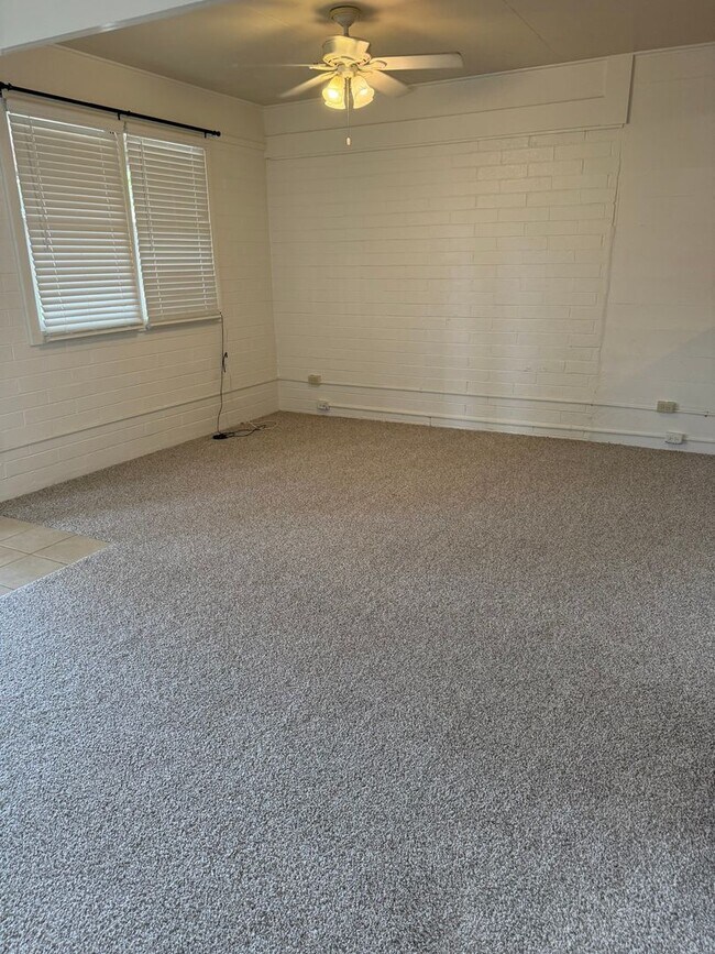 Building Photo - Prime location in the heart of Makiki 2 Be...