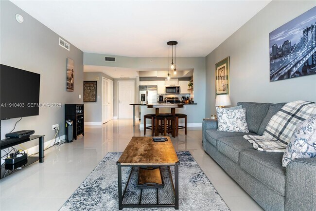 Building Photo - 7270 SW 88th St