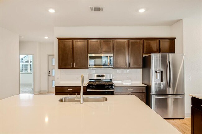 Building Photo - 18033 Bassano Ave
