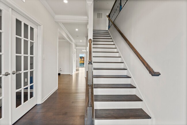 Building Photo - 311 Sunrise Ct
