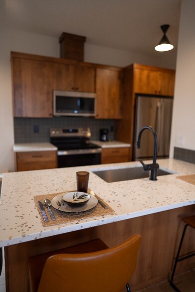 Building Photo - 4069 Berwick Ln SE