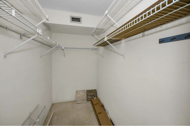 Building Photo - 240 Promenade Dr
