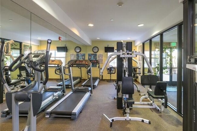 Building Photo - 21345 Hawthorne Blvd