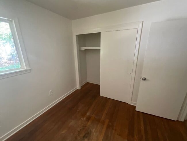 Building Photo - 3612 Sykes Park Dr
