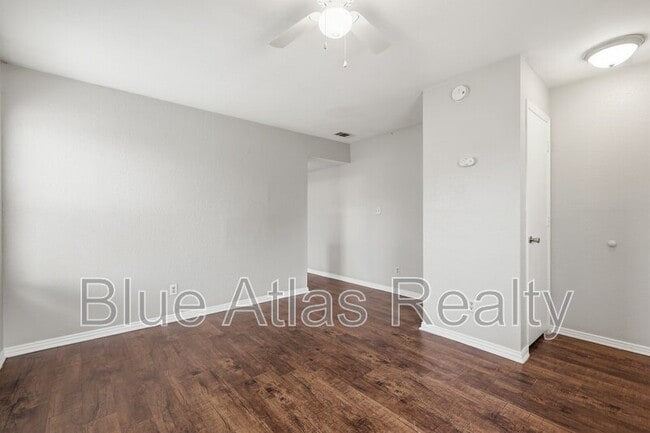 Building Photo - 116 Arrowhead St