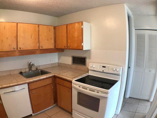Building Photo - 258NEW
