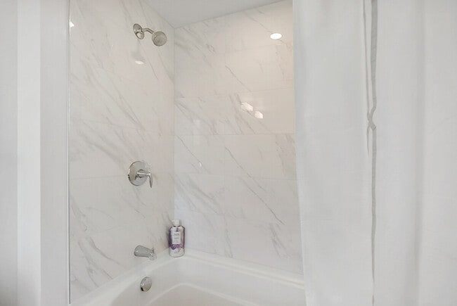 Building Photo - 2000 P St NW