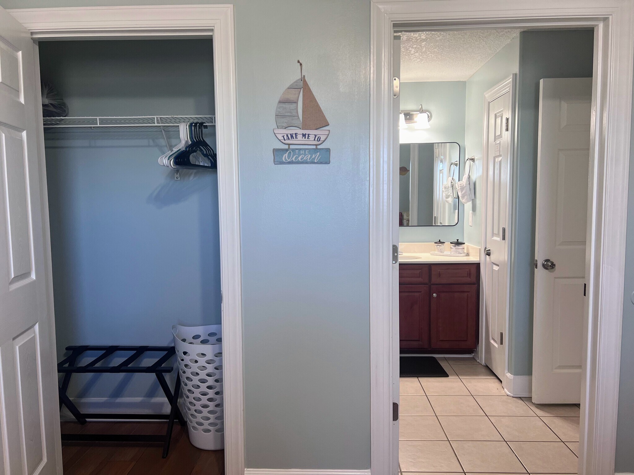 Building Photo - 10625 Front Beach Rd