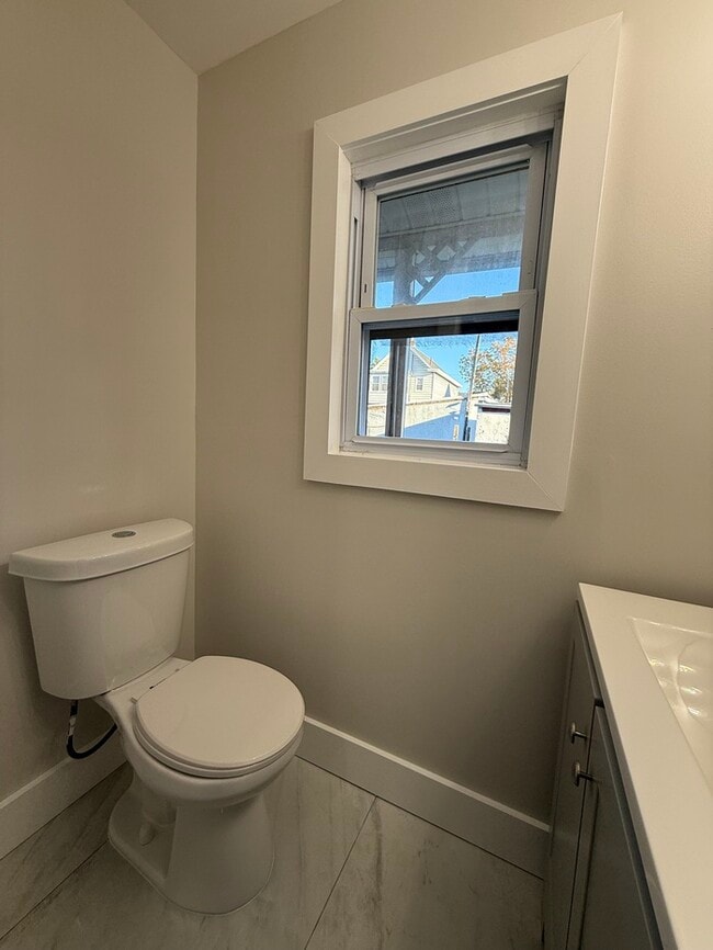 Building Photo - 438 Neville St